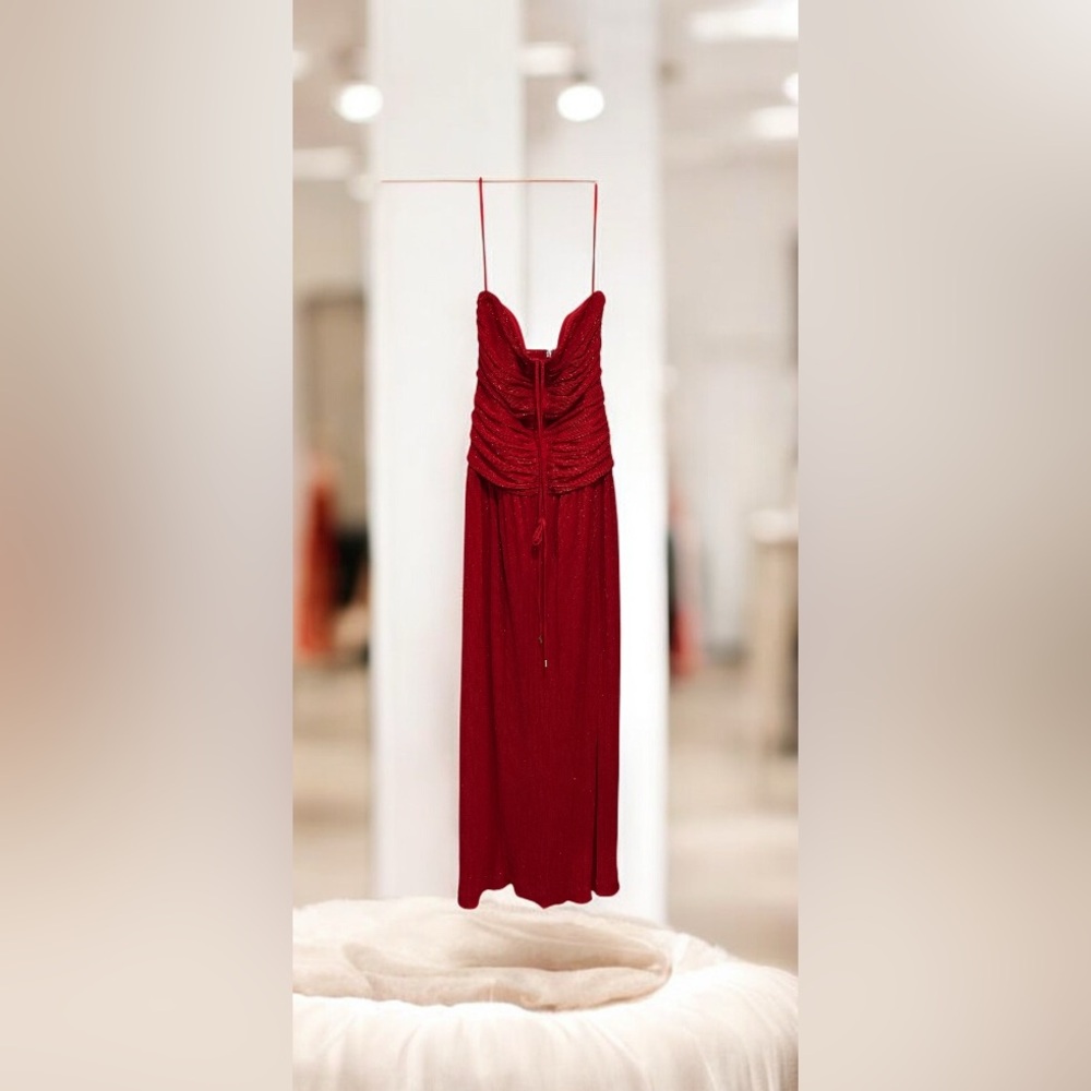 Rebecca Vallance Elegant Red Strapless Evening Gown, NWT Retail $1040.00